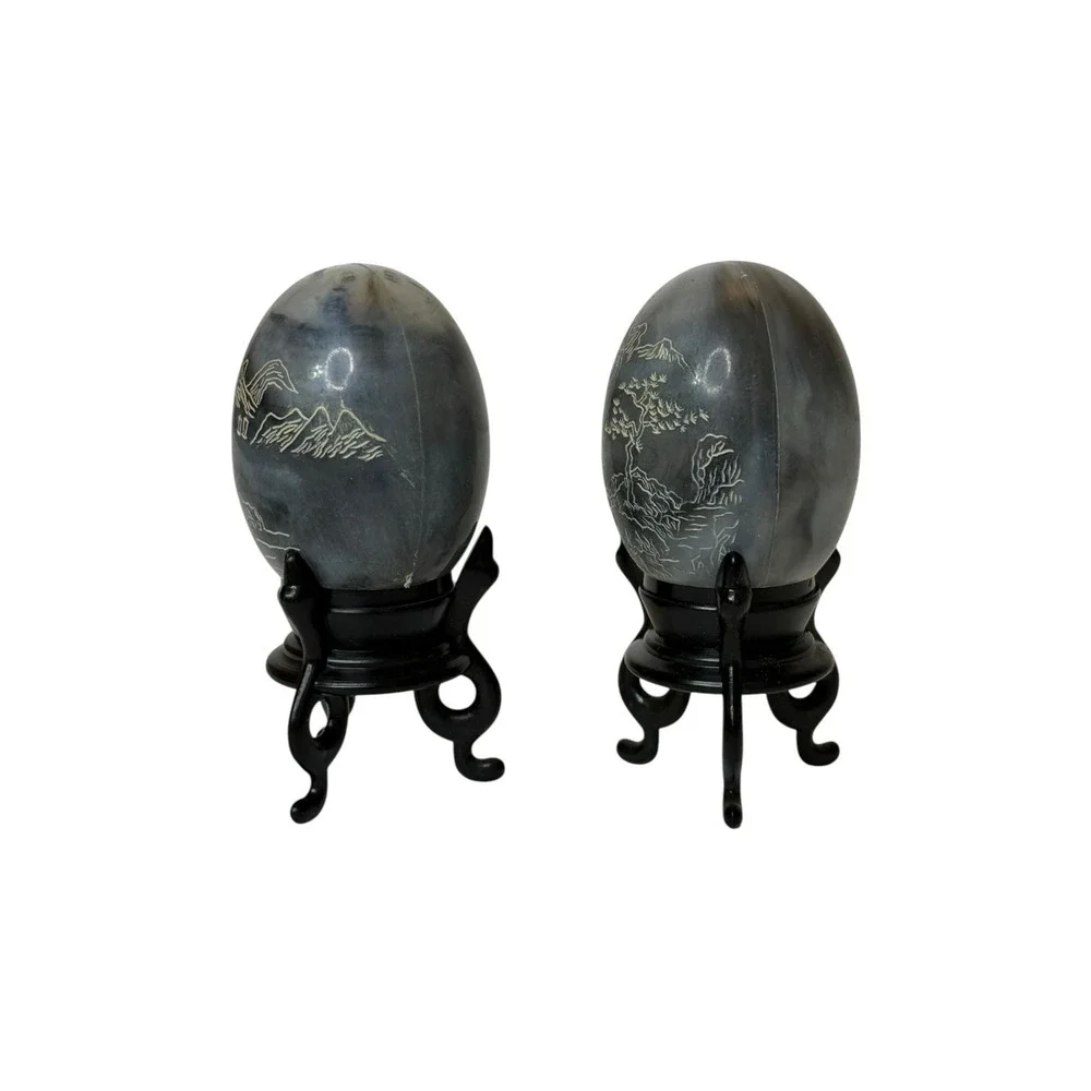 Vintage Asian‎ Hong Kong Etched Design Plastic Egg Salt Pepper Shaker Set